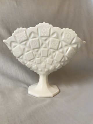 Vintage Westmoreland White Milk Glass Fan Vase With Tag Old Quilt Pattern.