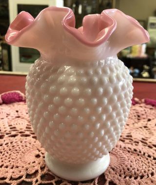 Vintage Fenton Hobnail Ruffled Vase Pink And White 6”