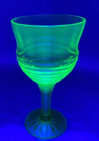 Vtg Anchor Hocking Block Optic Green Vaseline Depression Long Stem Glass 4 1/2”H 3