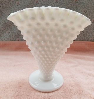 Vintage Fenton Hobnail White Milk Glass Ruffled Fan Flower Vase 5.  5 Inches Tall