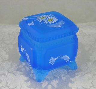Westmoreland Glass Beaded Edge Blue Mist Satin Victorian Trinket Box Daisy Decal