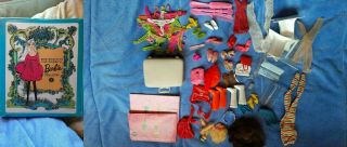 Vintage 1968 Mattel The World Of Barbie Doll Case 1002 W/ Clothes Accessories