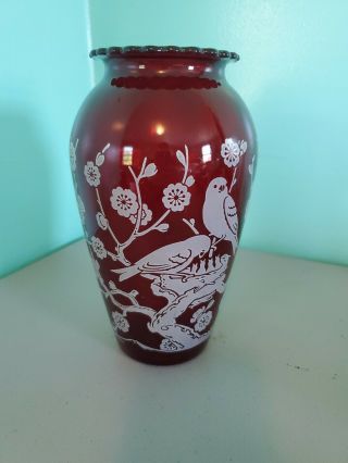 Vintage Anchor Hocking Royal Ruby Red Glass Vase - Birds - U.  S.  A.