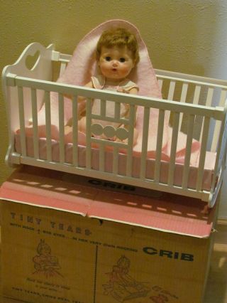 Vintage Tiny Tears & Her Rocking Crib Clothes Iob Rock - A - Bye Eyes A.  C.  1959