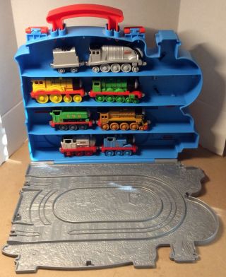 Thomas And Friends Diecast Magnet Trains & Storage Case