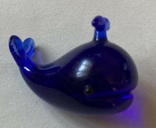 Vintage Art Glass Miniature Blue Whale