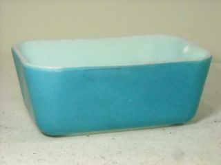 Vintage Pyrex Blue / Turquoise 1 1/2 Pt.  Refrigerator Dish 502