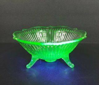 Vintage Green Uranium Depression Glass 3 Toed/footed 6 " Bowl Scalloped Vertical