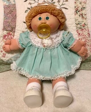 Vintage 1984 Ic Factory Cabbage Patch Doll In W/paci