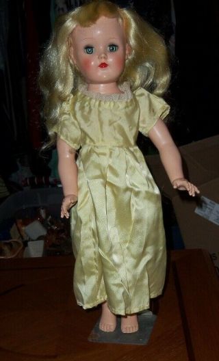 Ideal Toni Doll P93 Tall Vintage 1950s 21 " Tall Blonde