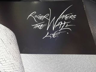 Roger Waters The Wall Live Concert Tour Book Program from the pond show in L.  A 3