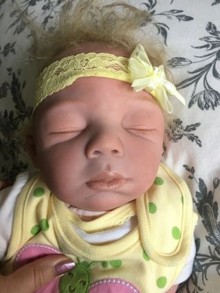 Reborn baby girl Doll - sleeping Sweetly 2