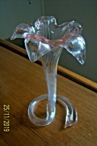 Vintage Pink Lily Glass Vase From Past Times 19 Cms Tall Hollow Circular Base Ex