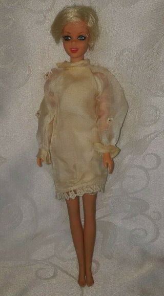 Vintage Mod Barbie Twiggy Doll Exc.  Cool White Francie $74.  99