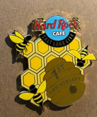 Hard Rock Cafe Salt Lake City Closed Location.  1st Anniversary Bee Hive Pin Le
