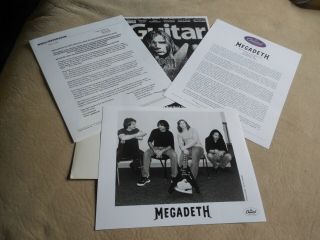 Megadeth Promotional Press Kit With 8x10 Photo & Bio & News Clippings 2000