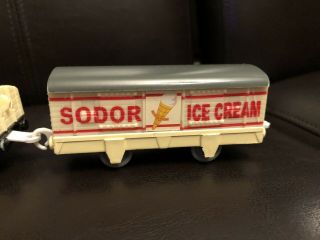 THOMAS TRACKMASTER SODOR ICE CREAM FACTORY TRAIN CARGO CAR DAIRY MILK CO 2