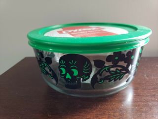 Pyrex Green Sugar Skulls Day Of Dead Storage Container - 4 Cup Post Halloween