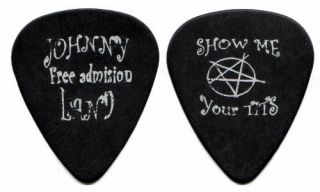 Rob Zombie Guitar Pick : 1999 Hellbilly Deluxe Tour - Johnny Show Me Pentagram