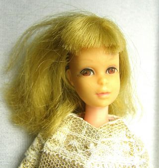 Vintage 1969 Twist N Turn Barbie ' s FRANCIE Doll 2