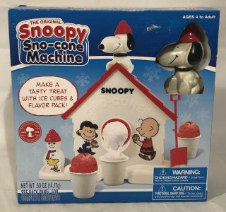 The Snoopy Sno - Cone Machine Peanuts,  Cra - Z - Art 2012