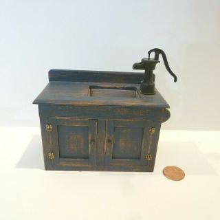 MINIATURE HAND CRAFTED WOOD DRY SINK SIGNED CJ ' S 1994 3