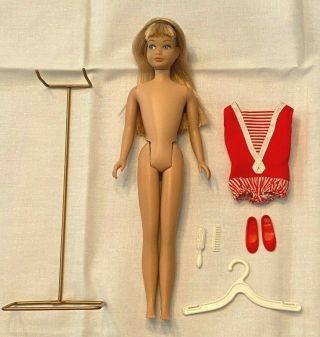 Vintage 1960’s Mattel Barbie Blonde Skipper Doll Stand Outfit 3 Day