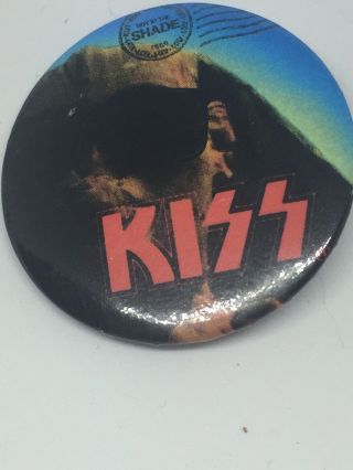 Kiss Vintage Pin Button Hot In The Shade 1989
