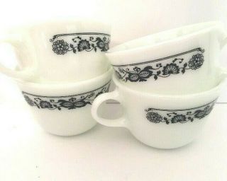 Set Of 4 Vintage Pyrex Old Town Blue Coffee Tea Cups 8 Oz Handled