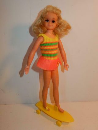Vintage 1967 Mattel Living Fluff Doll 1143 Swimsuit & Skateboard Skipper Friend