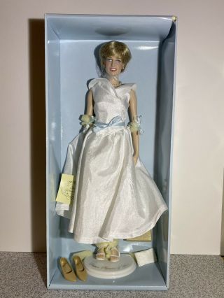 Franklin - Princess Diana Vinyl Portrait Doll White Tea Length Dress