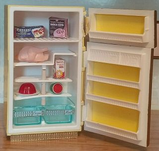 Vintage Petite Princess Patti Dollhouse Miniature Kitchen Refrigerator Freezer
