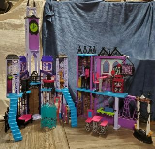 Monster High Doll House Deadlux Haunted School Playset W Furniture