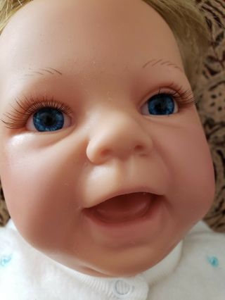 Lee Middleton Doll Limited Edition “Gentle Touch Baby”.  Pampers 3