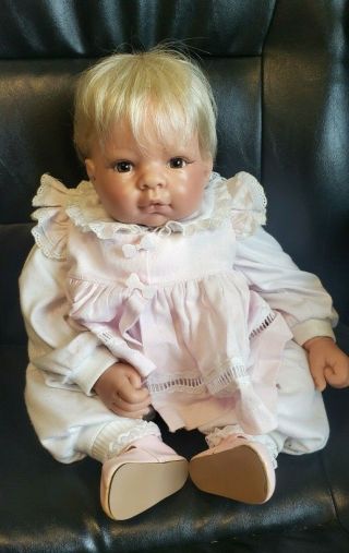 Lee Middleton Doll Limited Edition 2000 Reva Schick 060600 Boy (in Girl Dress?)