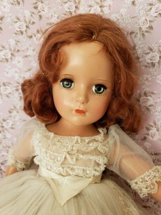 Darling Madame Alexander 17 " Margaret Doll In Pretty Outfit