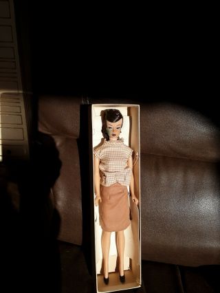 1959 Brunette Swirl 1 Barbie 850 100 Painted Face W Box