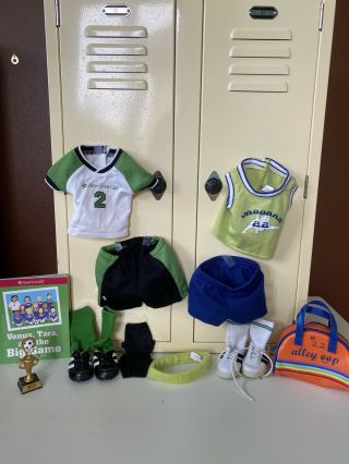American Girl Doll - Julie’s Double Locker with extra Hangers & Sports Clothes 2