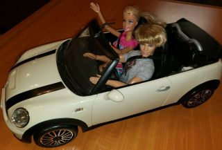 Rare 2012 Barbie Ken Mini Cooper Convertible Car Mattel,  Includes Dolls