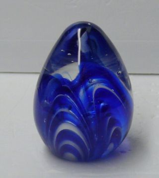 SOLID GLASS PAPER WEIGHT ART DECO BLUE/WHITE SWIRL CREATION 2
