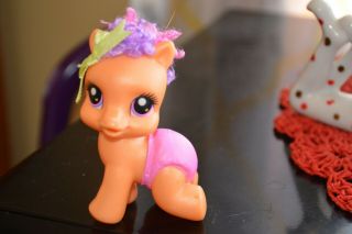 Hasbro 2006 My Little Pony Generation Baby Ponies Newborn Orange Diaper