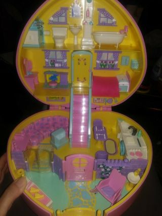 1992 Lucy Locket Polly Pocket Pink Heart dollhouse Dream House Bluebird Case 2