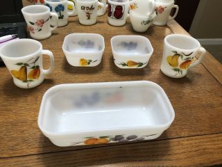 Set Of 5 Vintage Fire King - 2 Coffee Cup Mugs And Three Bowls