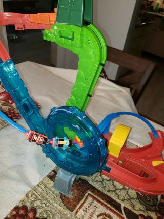 Thomas And Friends Minis Motorized Raceway With 3 Cars