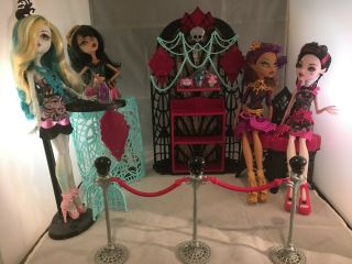 Monster High Frights Camera Action Black Carpet W/ Premiere Party Playset