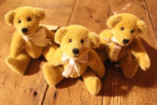 Artist Bear By Shirley Latimer Limited Bing X3 Bear Blond 1,  2 And 3 Of 3