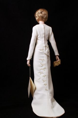 Franklin Princess Diana Queen of Fashion Limited Edition Porcelain Doll 3