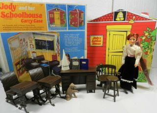 1976 Ideal Jody & Her Schoolhouse Carry Case Teacher Doll Furniture Dog Orig Box