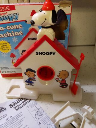Peanuts Cra - Z - Art The Snoopy Sno - Cone Machine (2014)