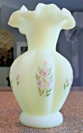 Fenton Custard Painted & Signed Vase 5 1/2 " Tall
